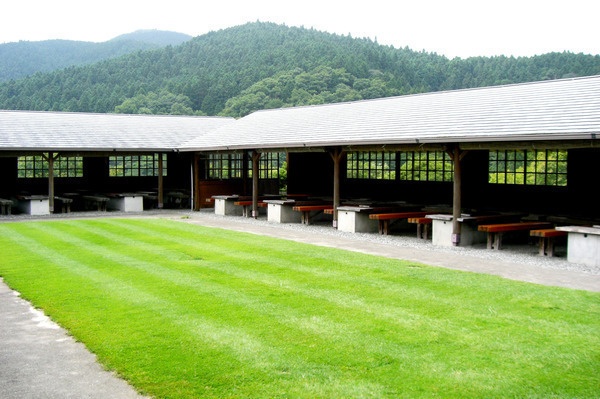 メナード青山リゾート1