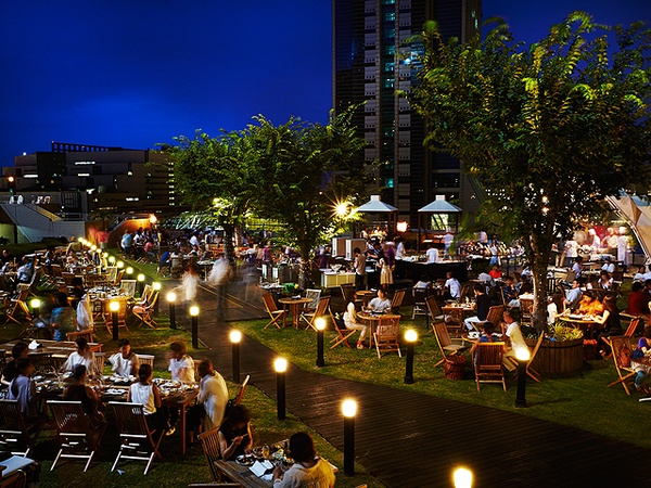 ハイアット リージェンシー 大阪　ベイサイドBBQ「ハワイアンビアガーデン」5