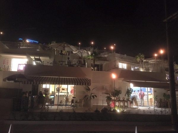 a-29（瀬長島ウミカジテラス）4