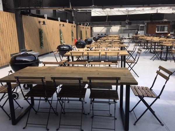 ROOF TOP BBQ CAFE BAR Flags店3