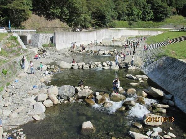 止々呂美ふれあい広場5