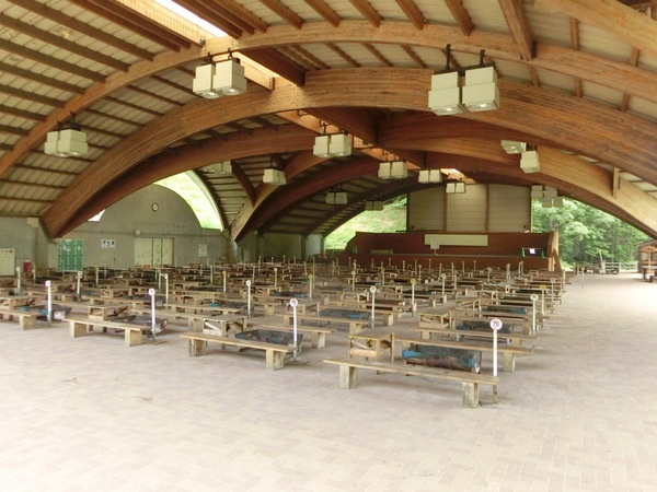 グリーンエコー笠形1